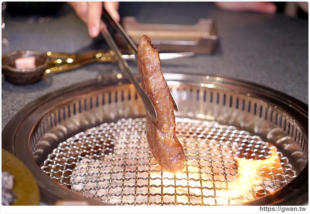 碳佐麻里時代園區 | 亞洲最美燒肉餐廳開幕搶先看，前六天吃多少送多少！！