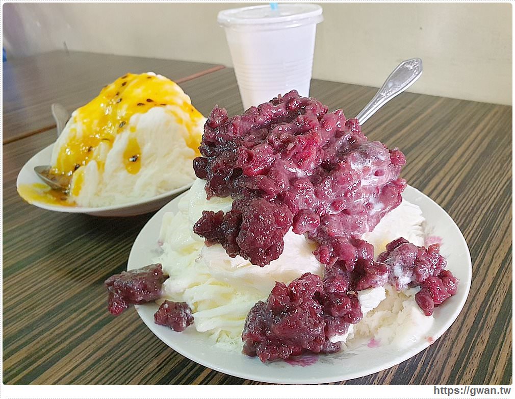 和美冰菓室｜台南30年老冰店，路過會錯過，夏威夷雪山冰好吃秘訣不要攪！