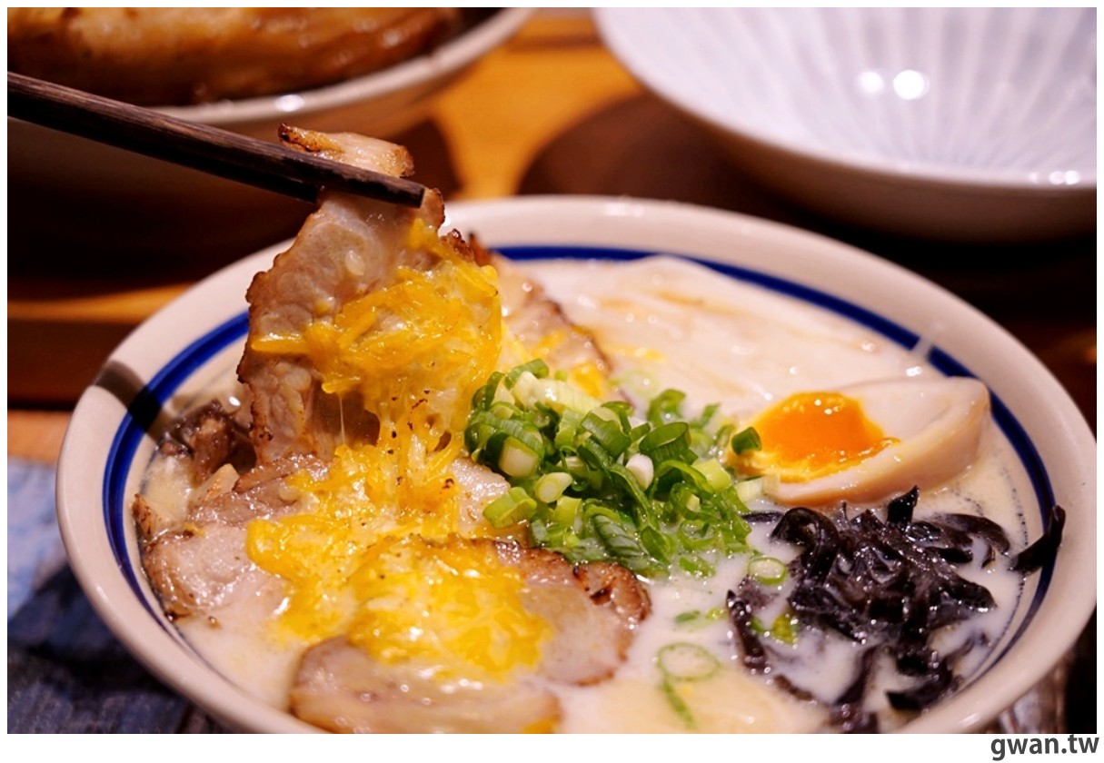 台中首見日本千葉樹幹拉麵就在山禾堂日式拉麵，重達3斤光看就飽了，還能免費加麵加湯！