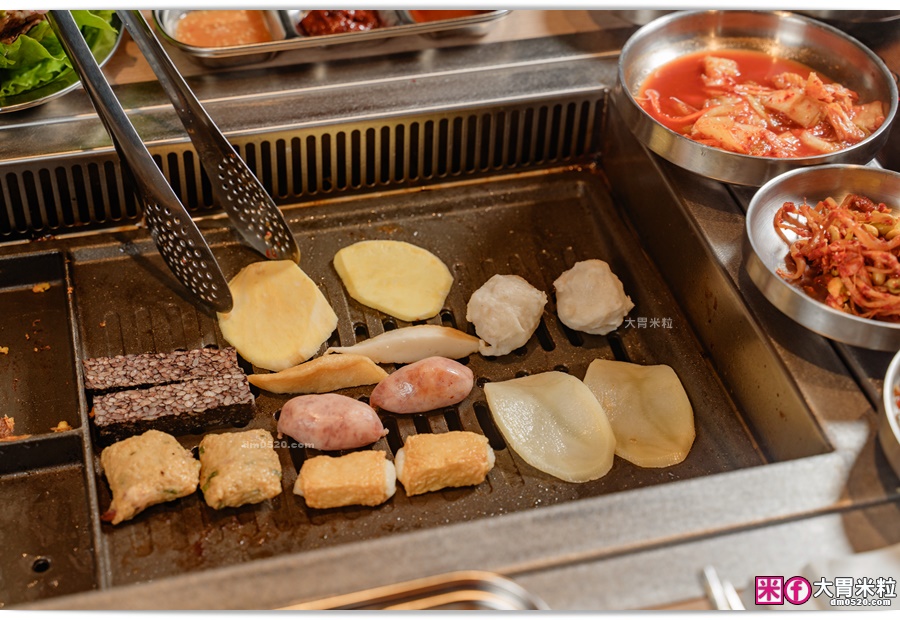 桃園車站新開韓式烤肉！429元烤肉、火鍋吃到飽，飲料無限暢飲